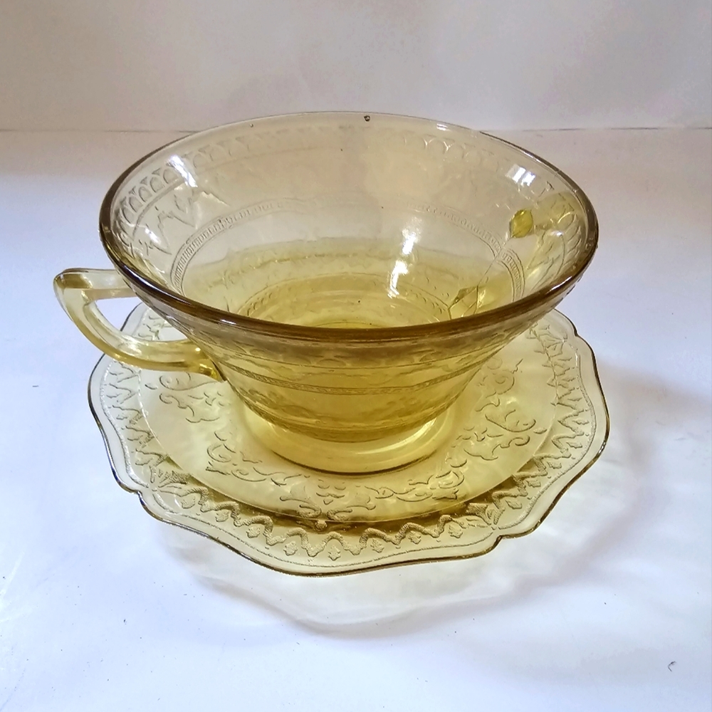 Vintage Amber Depression glass soup bowl dessert dish  w saucer or coffee cup